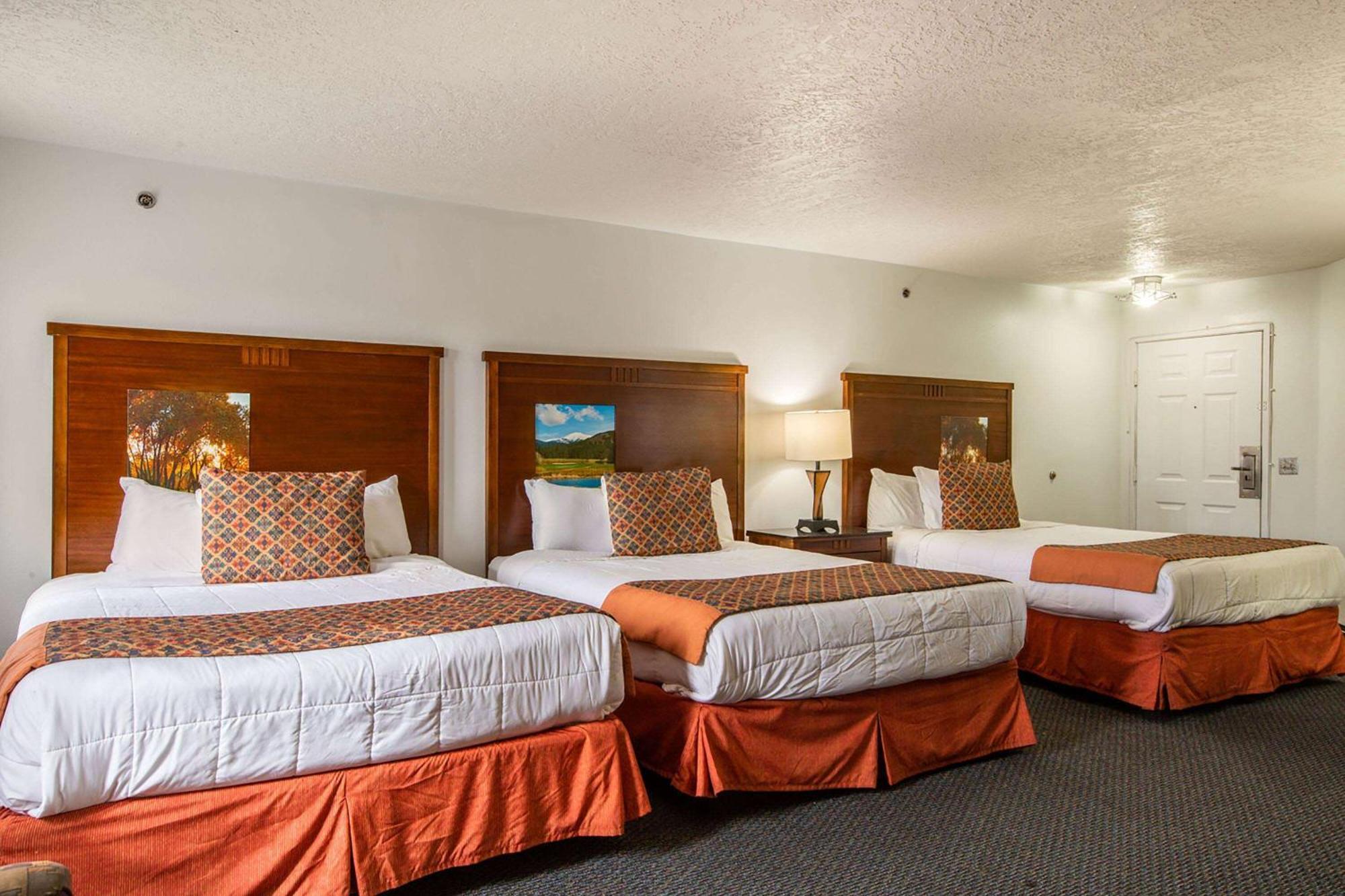 Sandia Peak Inn Old Town Abq, A Howard Johnson By Wyndham Albuquerque Exterior photo