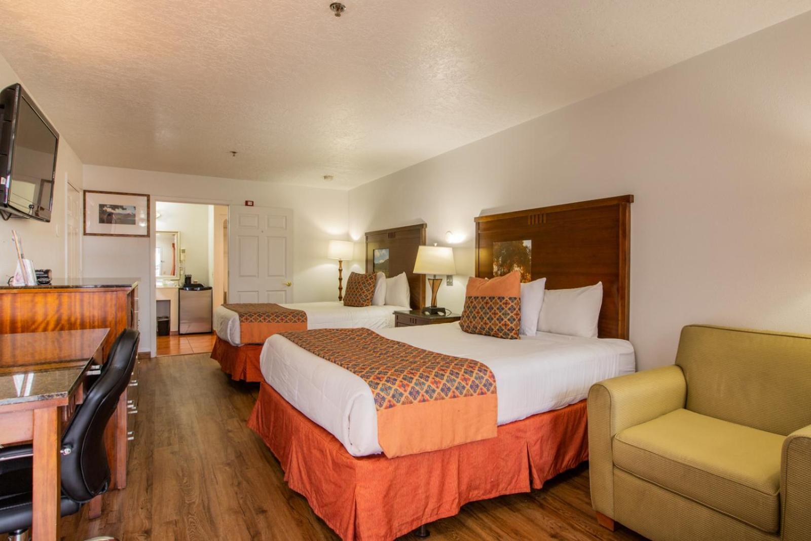 Sandia Peak Inn Old Town Abq, A Howard Johnson By Wyndham Albuquerque Exterior photo